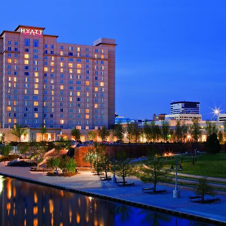 Hotel Hyatt Regency Wichita Esterno foto